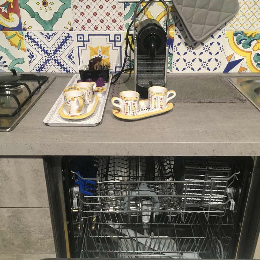 Nonna Vittoria Apartment サレルノ エクステリア 写真