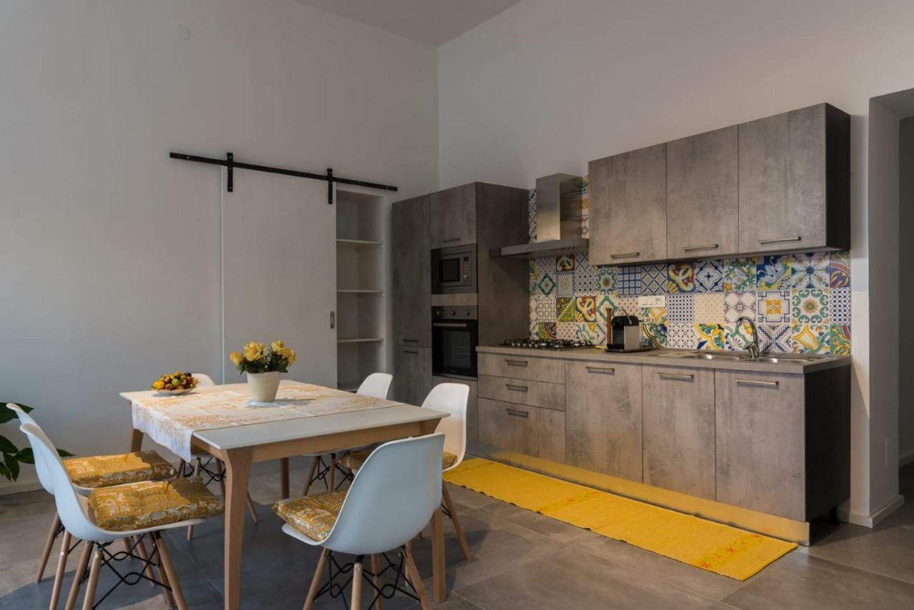 Nonna Vittoria Apartment サレルノ エクステリア 写真