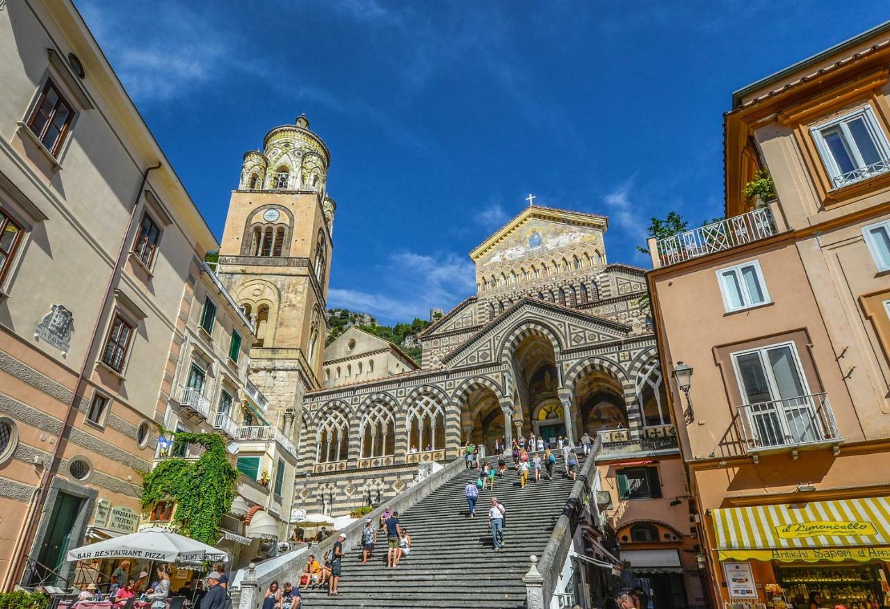 Nonna Vittoria Apartment サレルノ エクステリア 写真